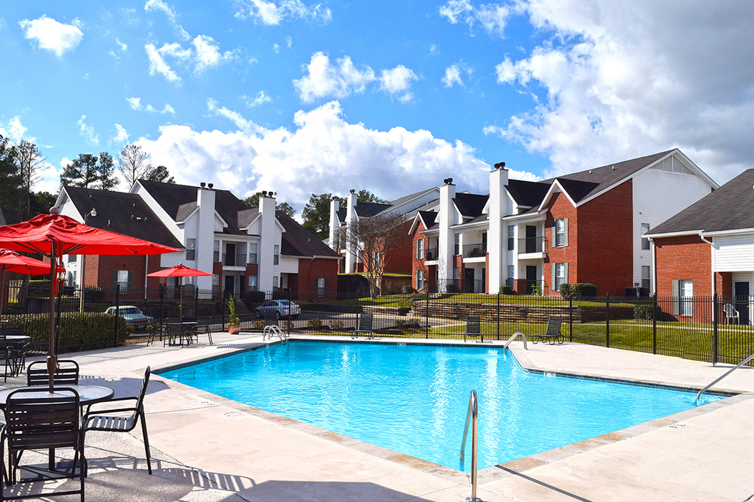Balfour Beatty Communities acquires 220-unit multifamily property; marks first asset in Jackson market